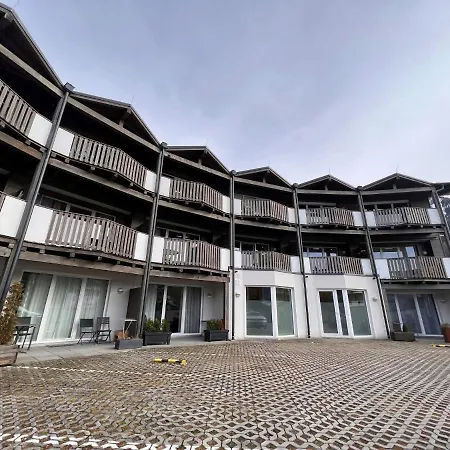 Rehkitz By Interhome Apartmán